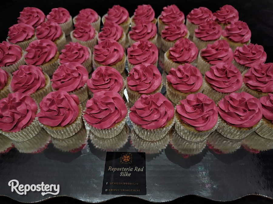 Cupcakes personalizados · Guadalupe · Repostería Rød Silke